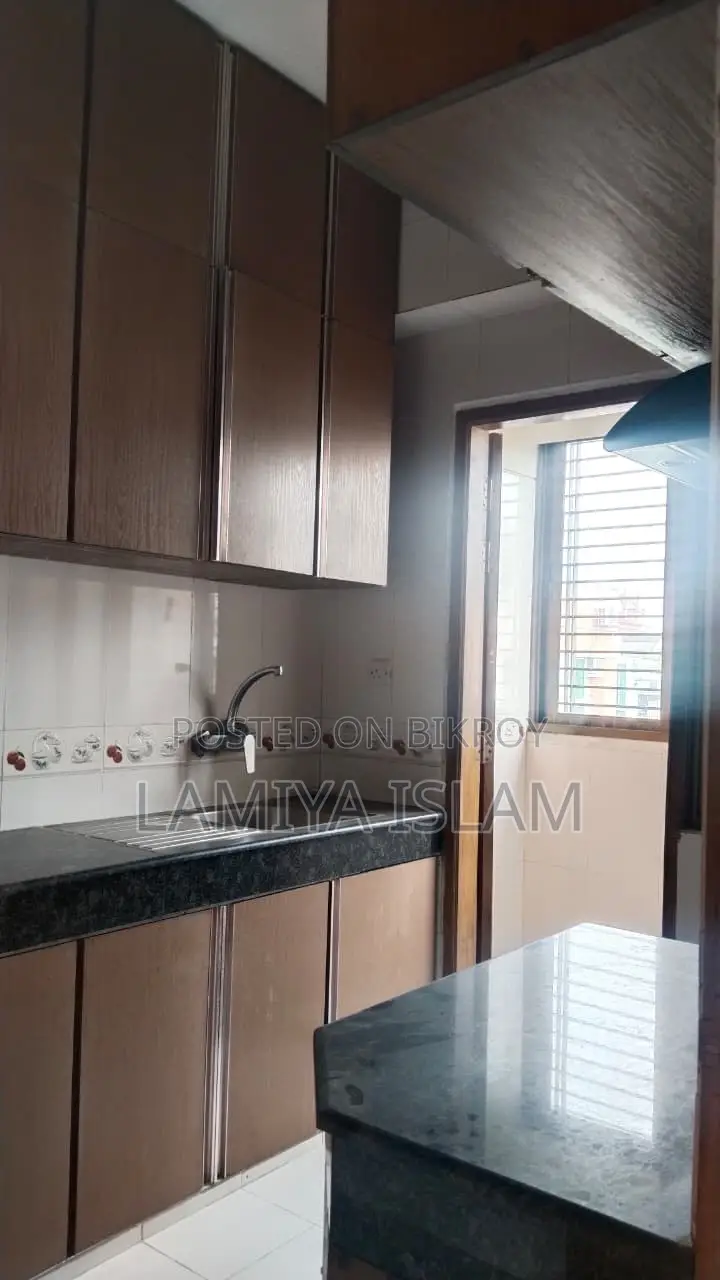 3 Bedroom Apartment in Dhanmondi for sale
