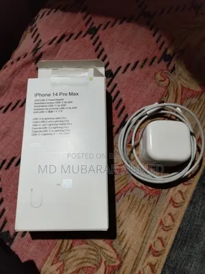 আইফোন ২০ডব্লিউ ইউএসবি-সি চার্জার ও লাইটনিং কেবল বিক্রি