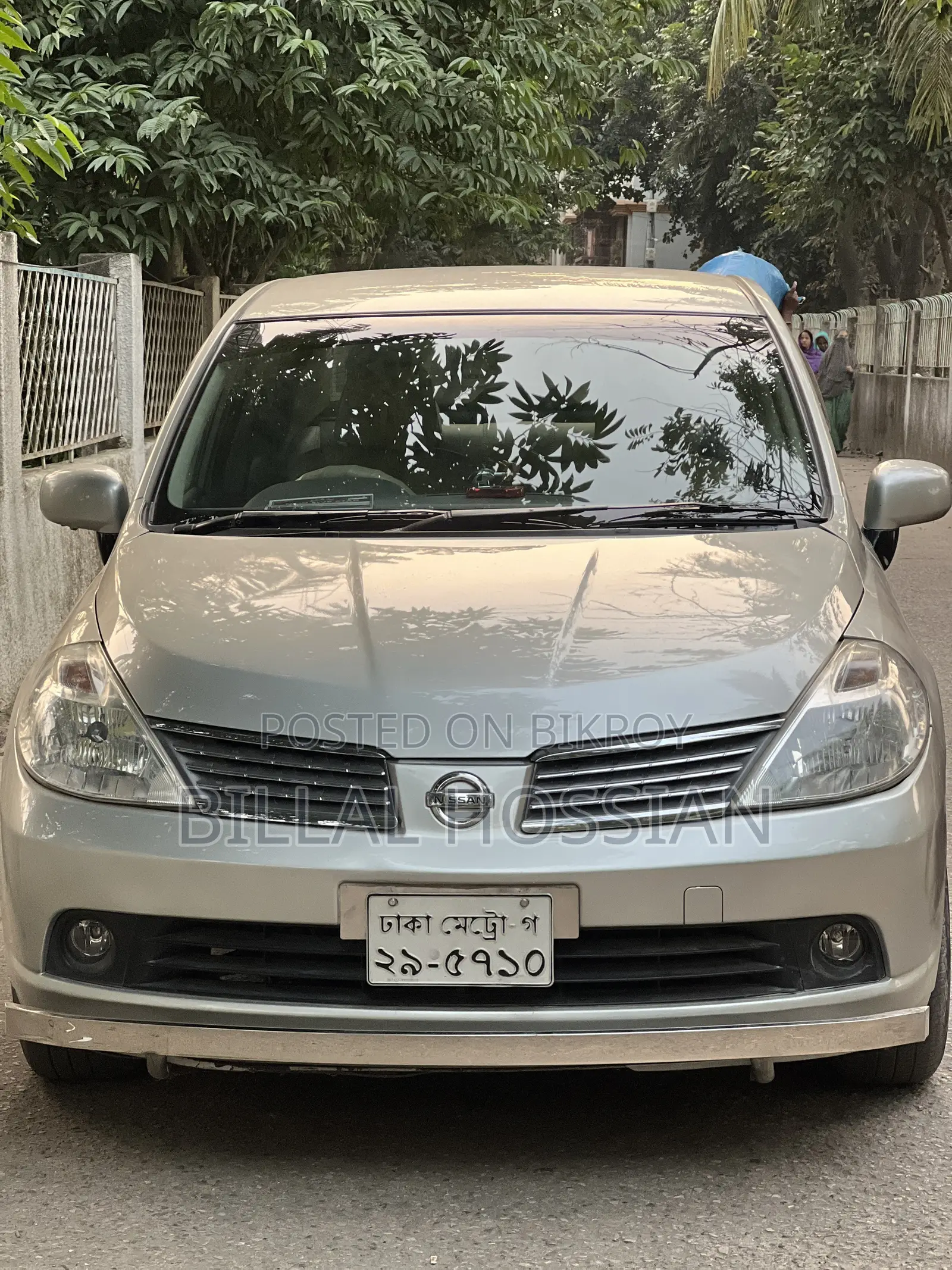 নিসান টিডা ২০০৭ সিলভার
