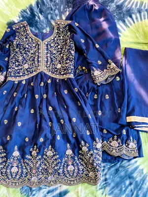 গড়ারা ড্রেস