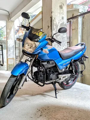 Runner Bullet 100 2018 Blue