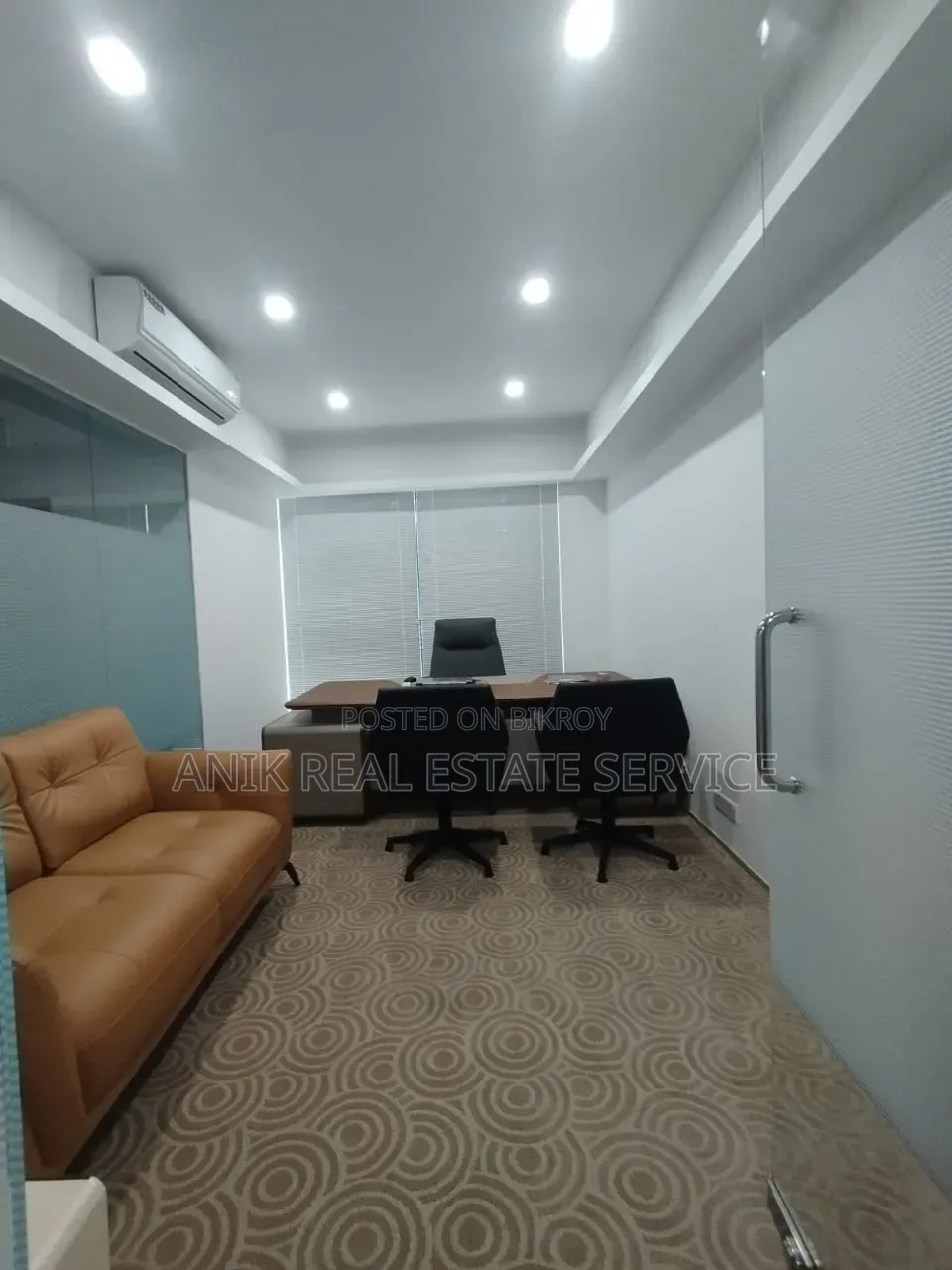 Commercial 2600 SFT Full Furnished Office Space Rent for Banani