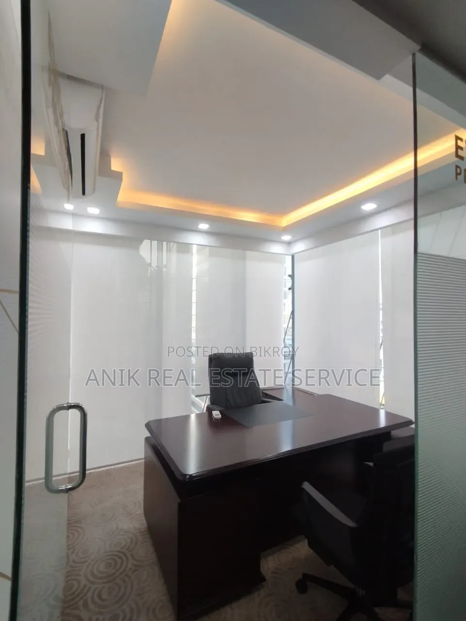 Commercial 2600 SFT Full Furnished Office Space Rent for Banani