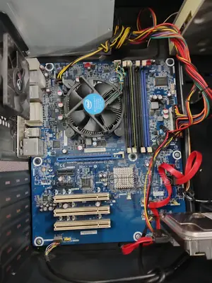 Desktop Computer Gigabyte 4GB Intel Core i7 HDD 500GB