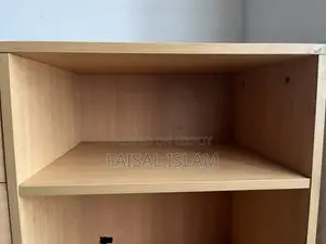 ড্রয়ার সহ পড়ার টেবিল