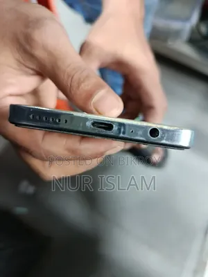 টেকনো ক্যামন ২০ ২৫৬ জিবি সাদা