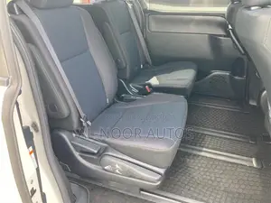 Toyota Noah 1.8 Front-Wheel Drive Hybrid (7 Seater) 2021 Pearl