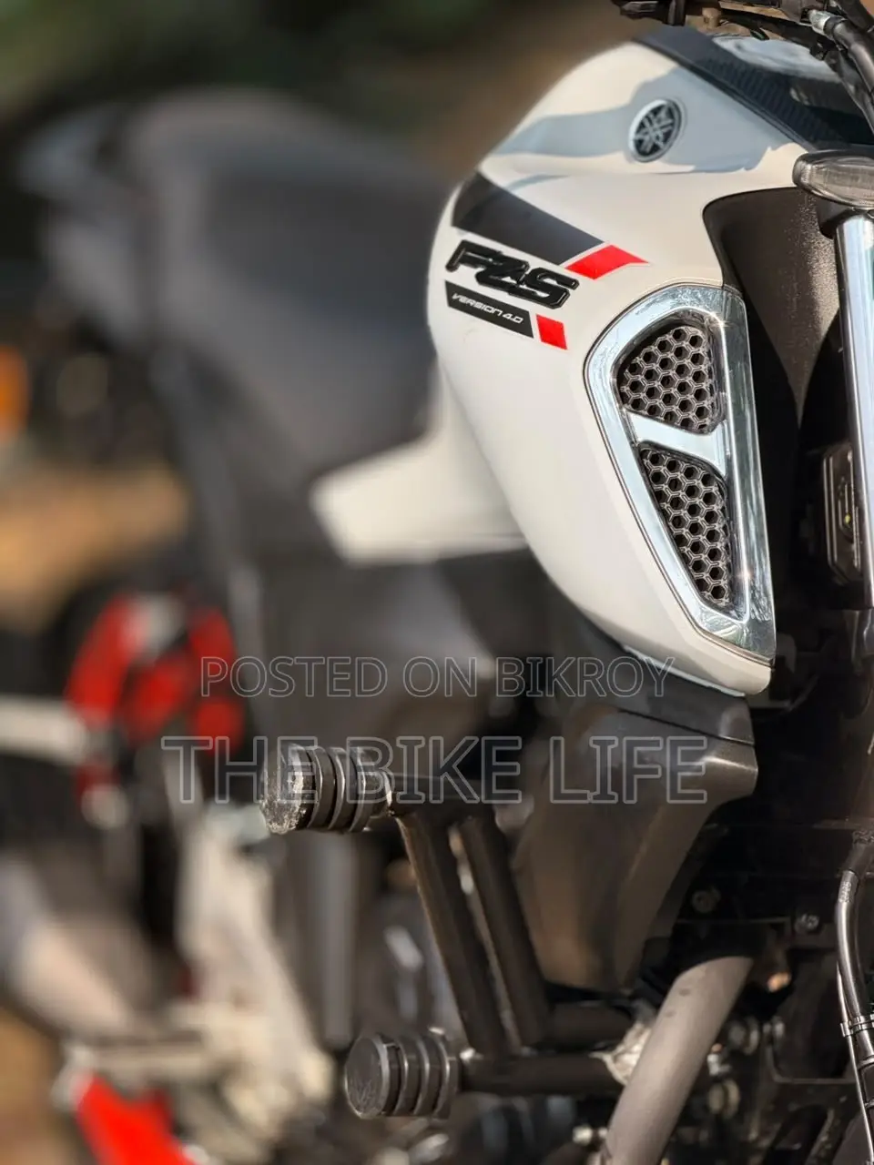Yamaha FZS V4 2026 White