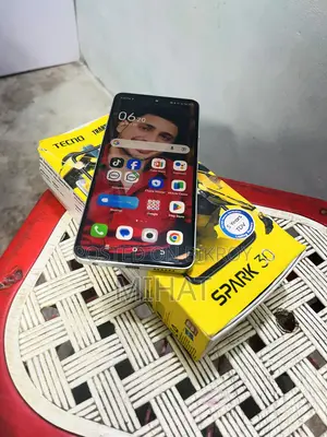 টেকনো স্পার্ক ৩০ ১২৮ জিবি সাদা