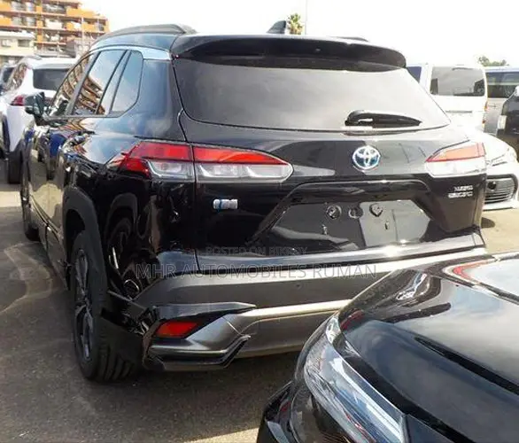 Toyota Corolla Cross 1.8 Hybrid All-Wheel Drive 2022 Black