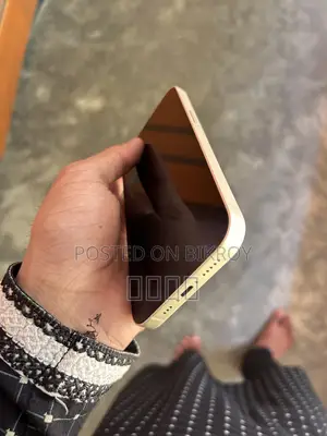অ্যাপল আইফোন ১৩ ১২৮ জিবি সাদা