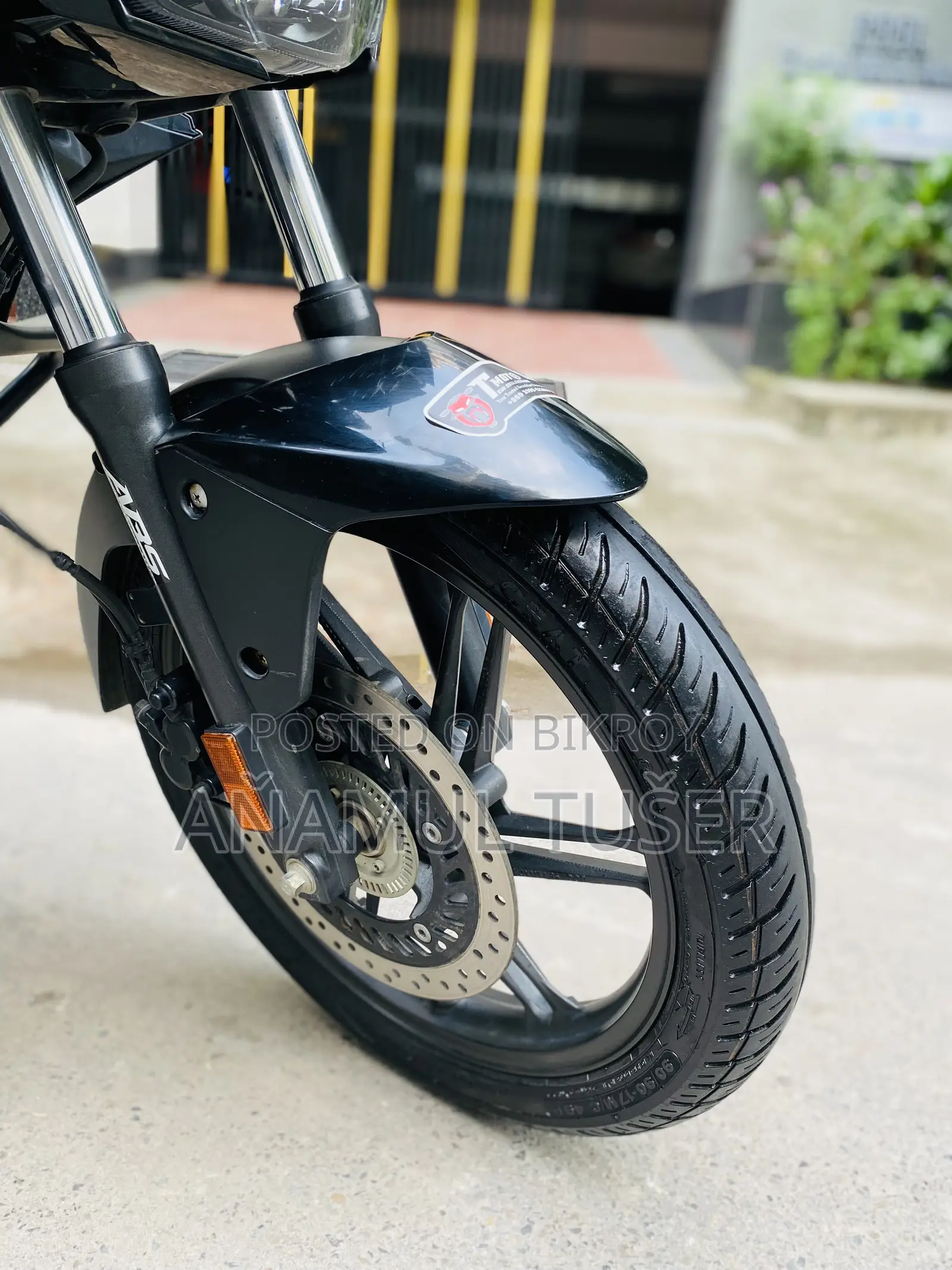 Hero Xtreme 125R 2025 Black
