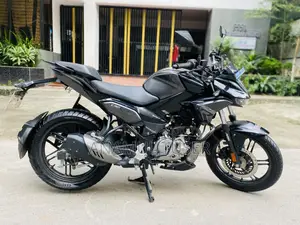 Hero Xtreme 125R 2025 Black
