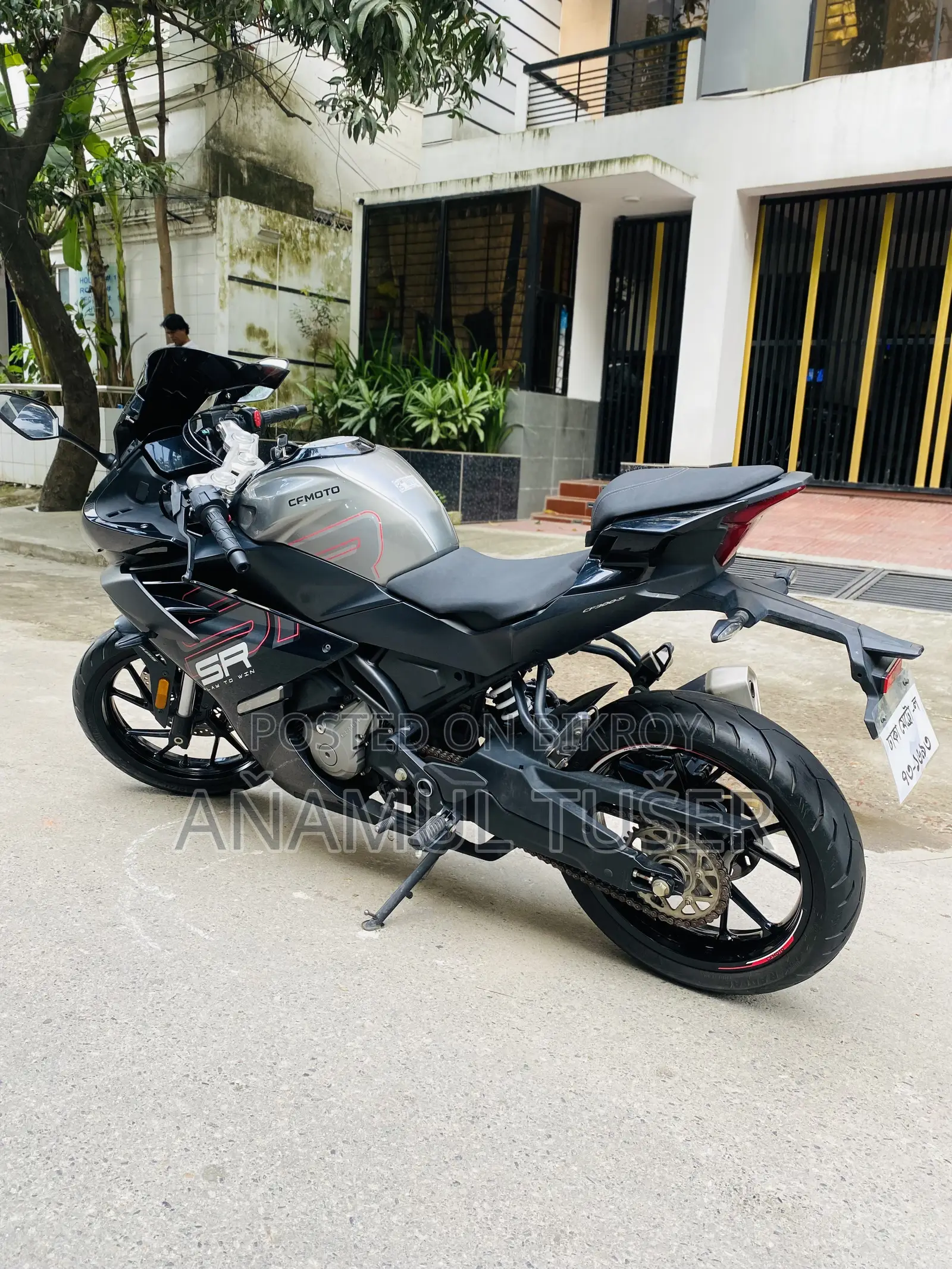 CFMoto 300SR 2026 Black