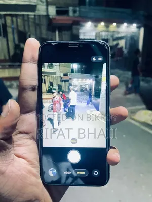 অ্যাপল আইফোন ১১ প্রো ২৫৬ জিবি সাদা