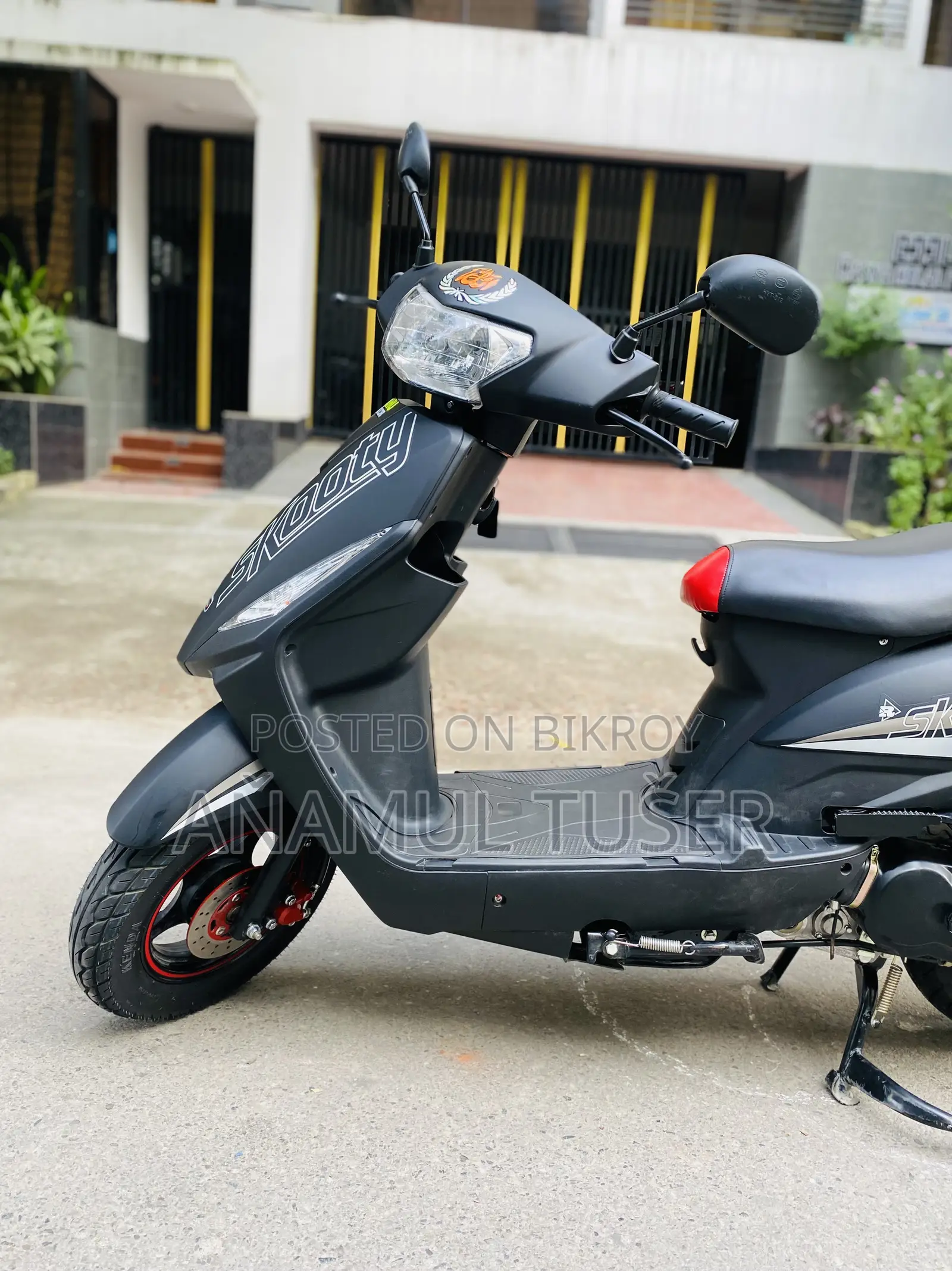 Runner SKOOTY-110 2026 Black