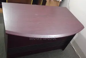 অফিস টেবিল বিক্রি হবে — সাশ্রয়ী মূল্যে!