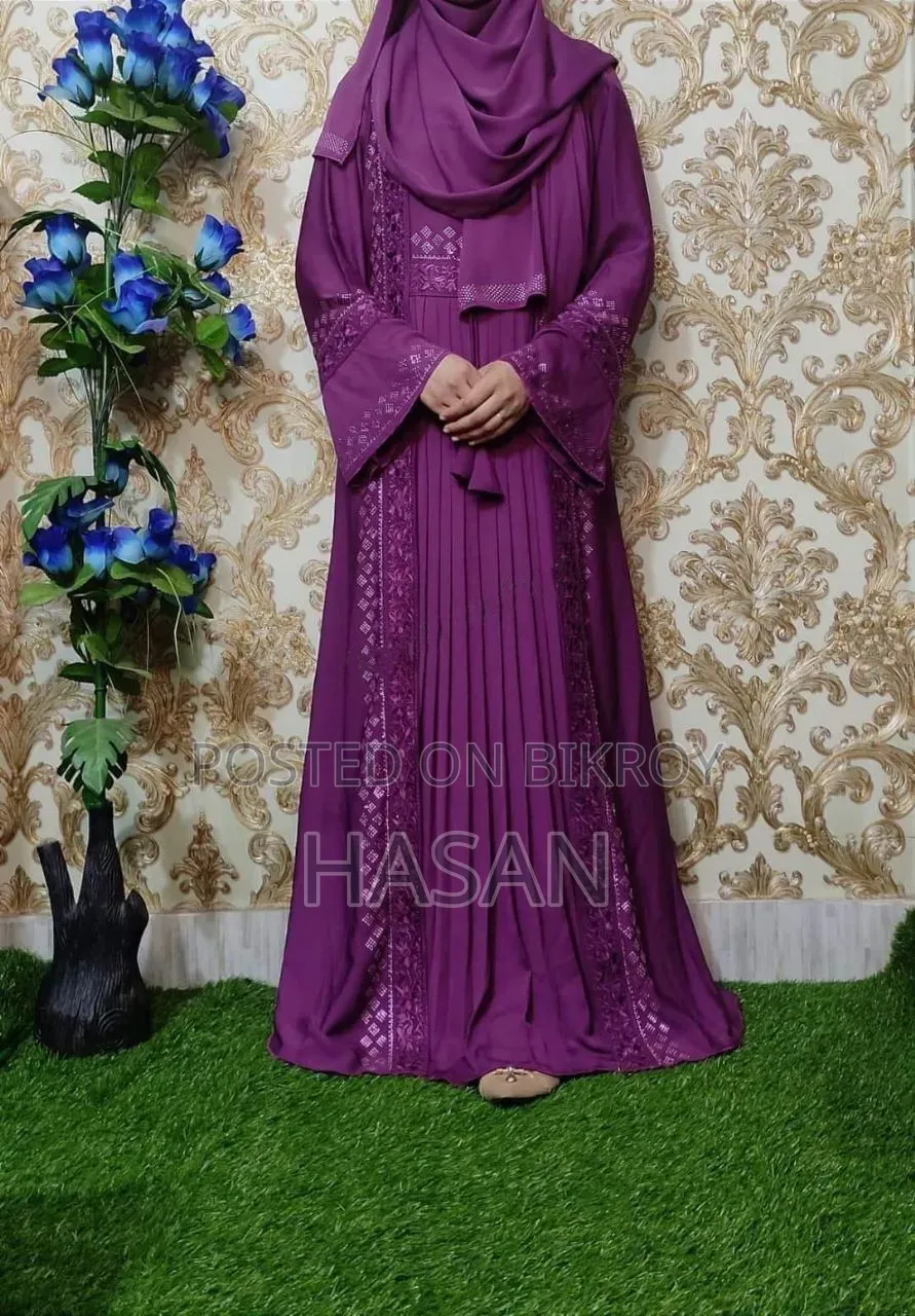 এম্ব্রয়ডারি বোরকা উইথ হিজাব