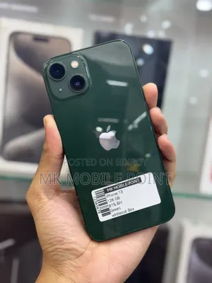 Apple iPhone 13 128 GB Green