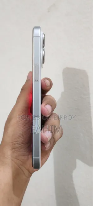 অ্যাপল আইফোন ১৬ প্রো ম্যাক্স ২৫৬ জিবি হোয়াইট