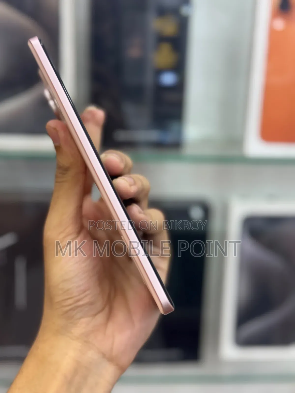 Realme 128 GB Pink