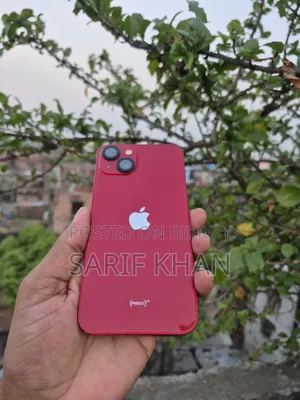 Apple iPhone 13 128 GB Red
