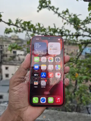 Apple iPhone 13 128 GB Red