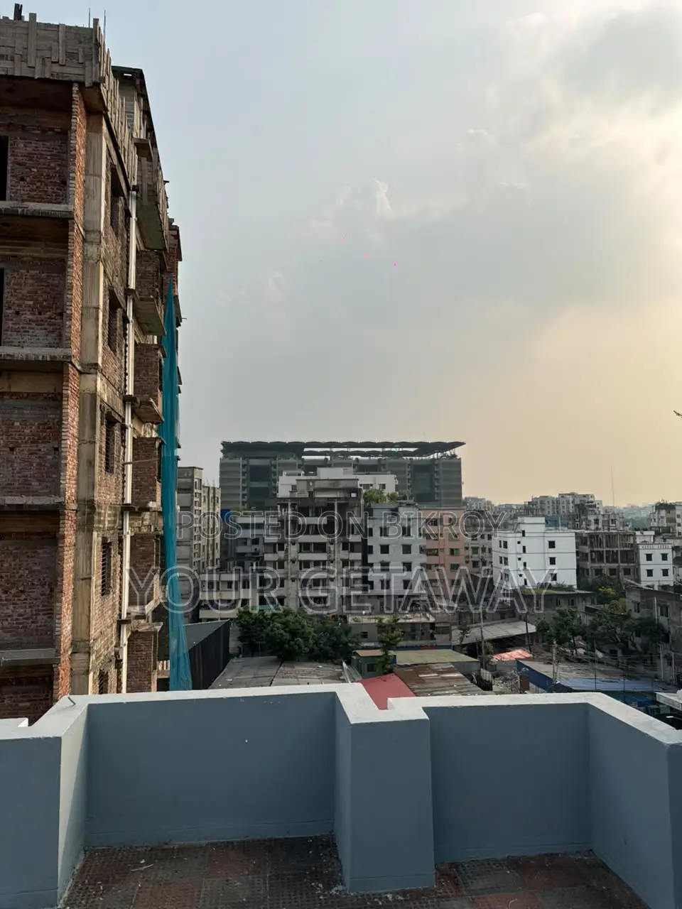 বাড্ডায় বিক্রয়ের জন্য ৩ বেডরুমের অ্যাপার্টমেন্ট