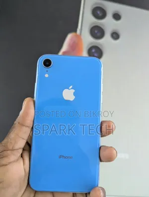 অ্যাপল আইফোন এক্সআর ৬৪ জিবি
