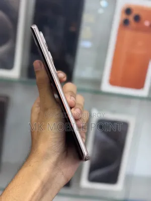 ভিভো ওয়াই৪০০ প্রো ১২৮ জিবি রোজ গোল্ড