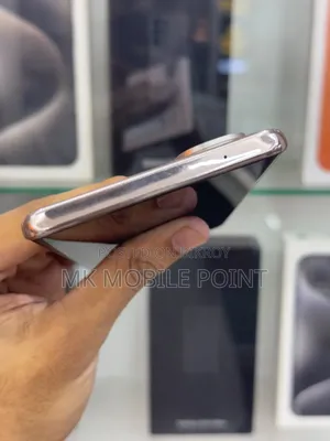 ভিভো ওয়াই৪০০ প্রো ১২৮ জিবি রোজ গোল্ড