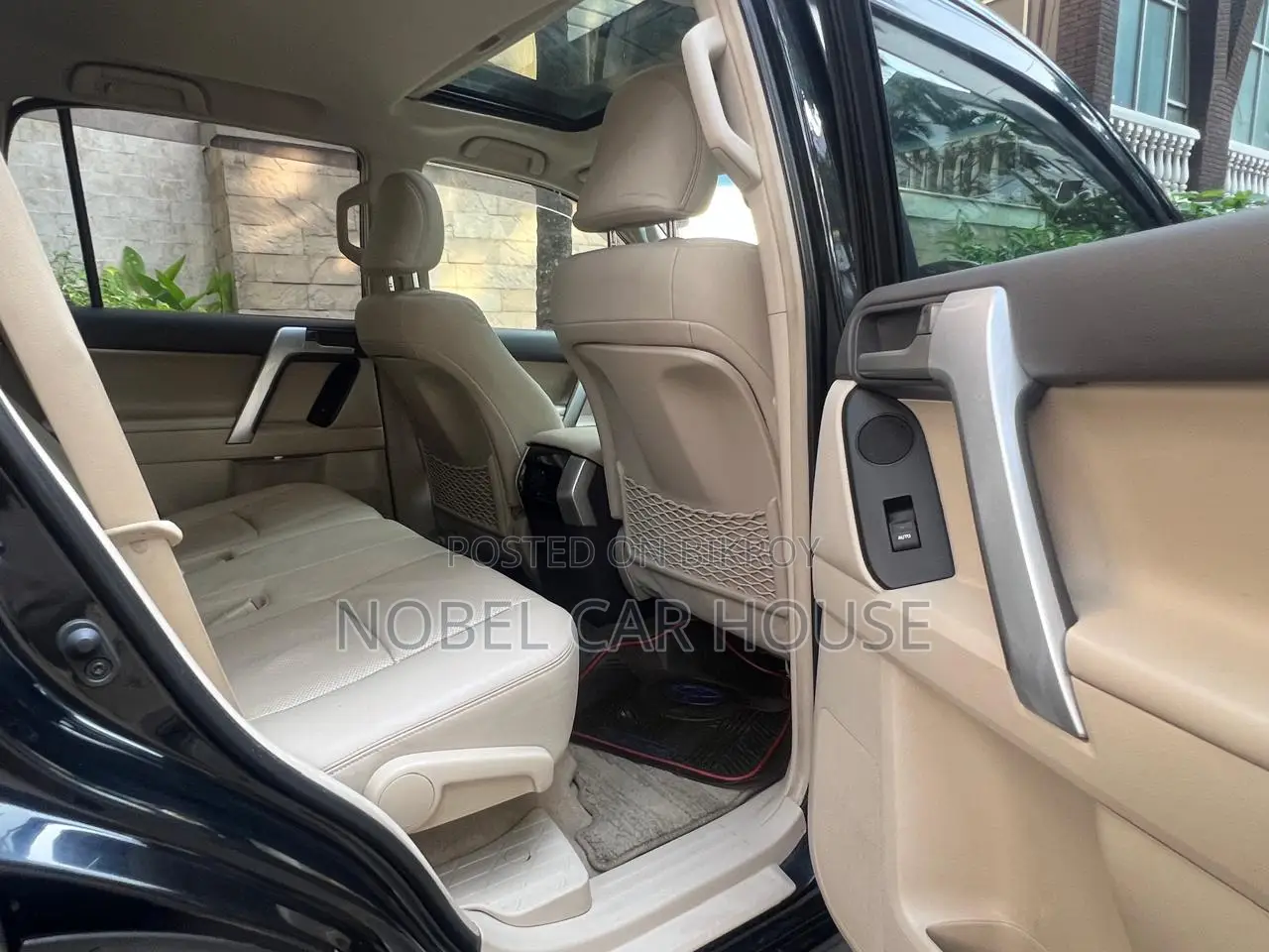 Toyota Land Cruiser Prado 2018 Black
