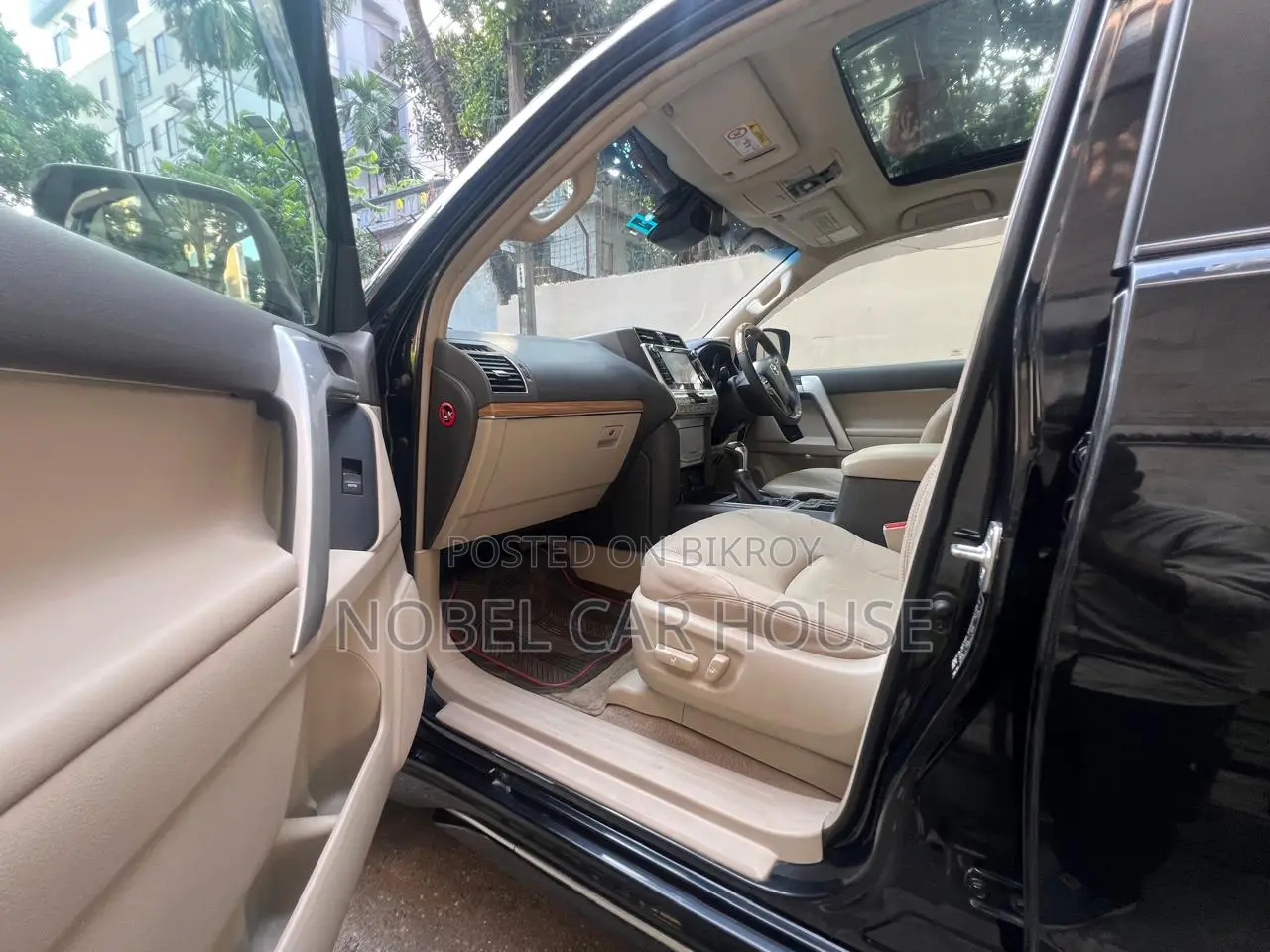 Toyota Land Cruiser Prado 2018 Black