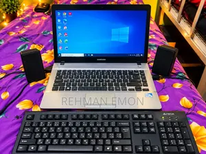 Laptop Samsung NP300E4V 4GB Intel Core i3 SSD 256GB