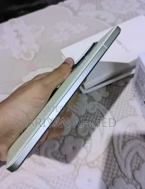 শাওমি সিভি ৪ প্রো ২৫৬ জিবি গ্রিন