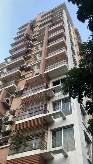 Furnished 3-Bedroom Apartment in Bashundhara City for sale