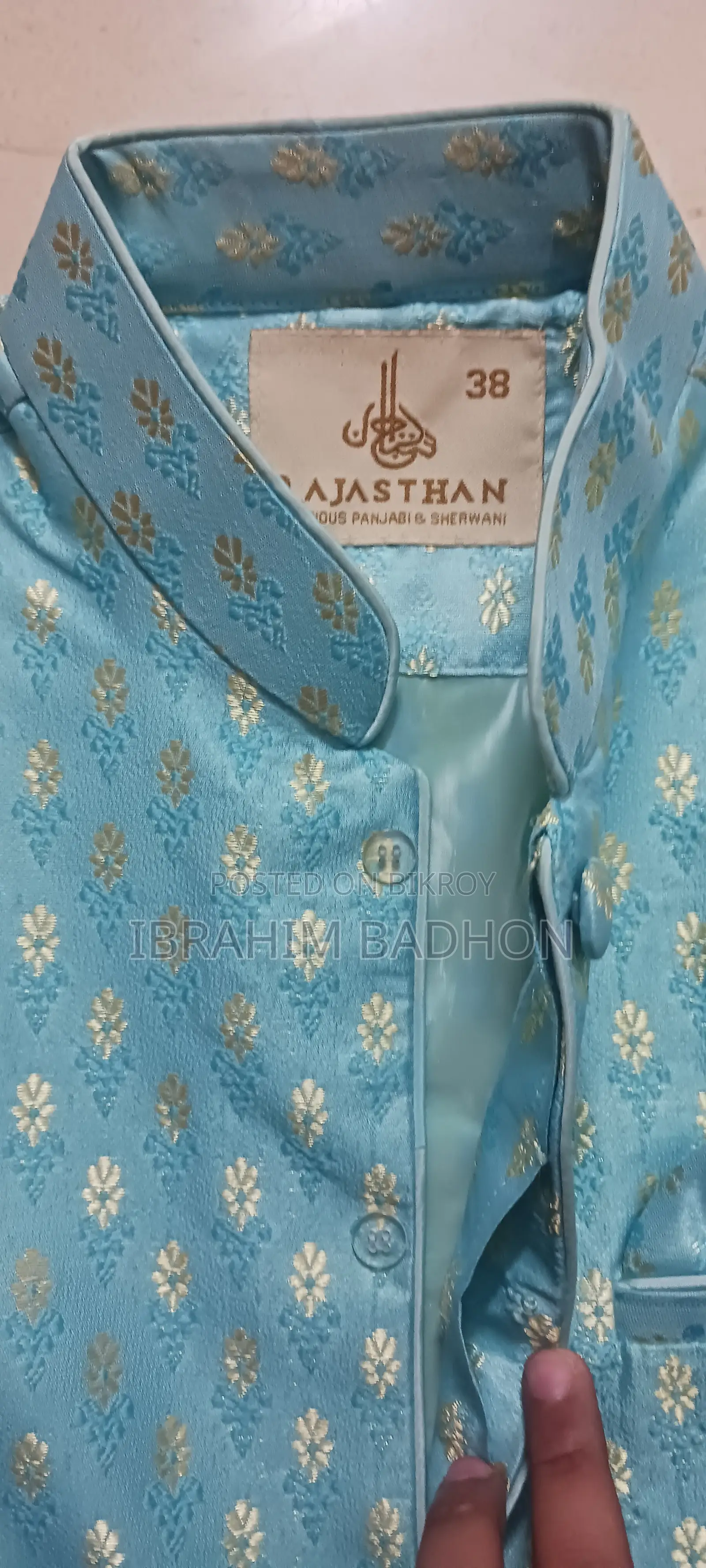 হাফ স্লিভ কোটি