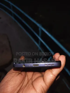 মোটরসাইকেল মোটো জি৩৫ ১২৮ জিবি ব্ল্যাক
