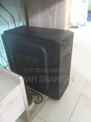 ডেস্কটপ কম্পিউটার Asus 4GB Intel Core i5 SSD 256GB