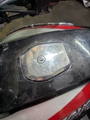 বাজাজ ডিসকভার ১১০ ২০২২ কালো
