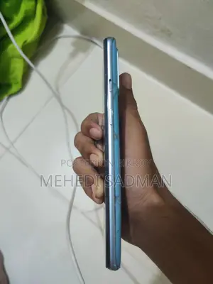 ওয়ানপ্লাস ৯আর ১২৮ জিবি ব্লু