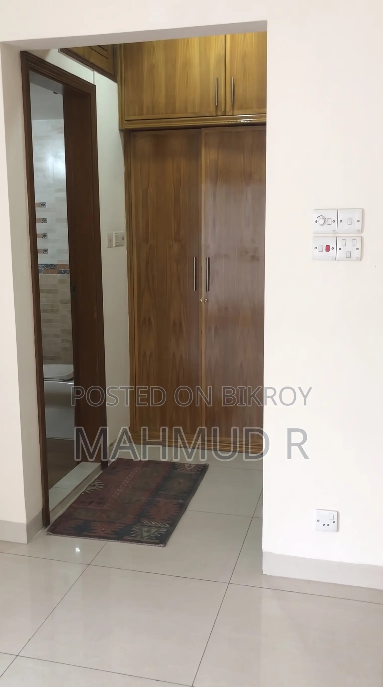 Furnished 3-Bedroom Apartment in Bashundhara City for sale