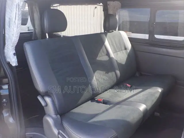 Toyota HiAce 2021 Black