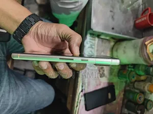 গুগল পিক্সেল ৭ ১২৮ জিবি গোল্ড