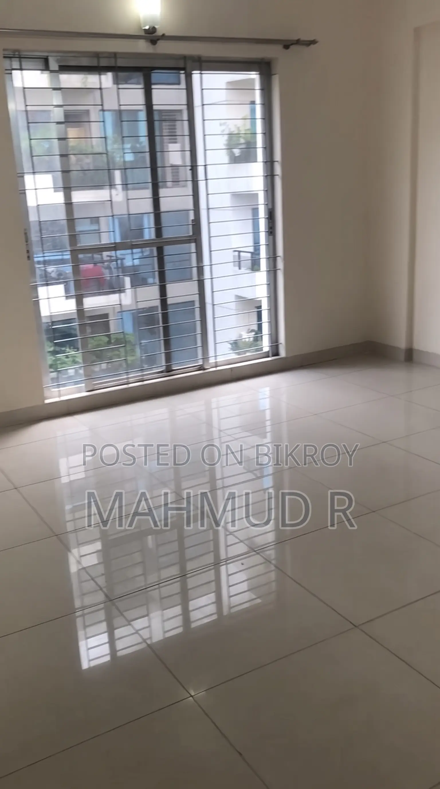 Furnished 3-Bedroom Apartment in Bashundhara City for sale