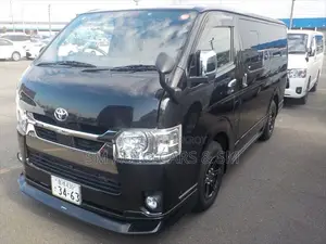 Toyota HiAce 2021 Black