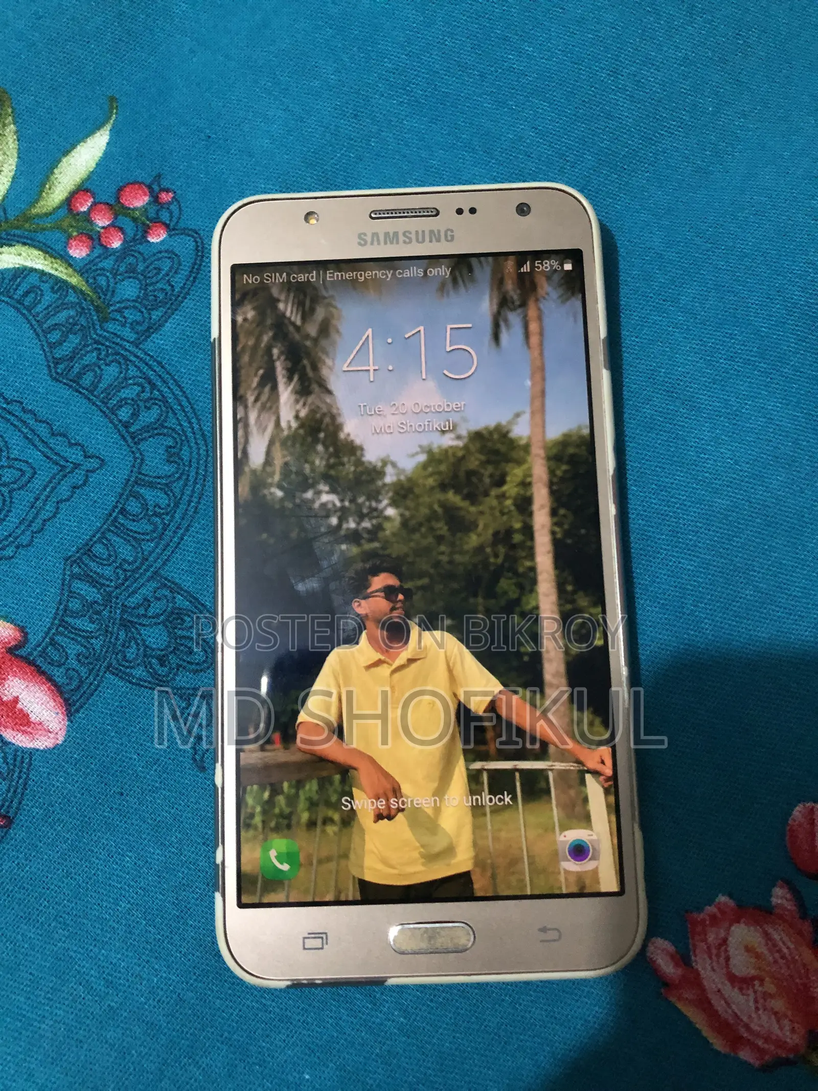 Samsung Galaxy J7 16 GB Gold
