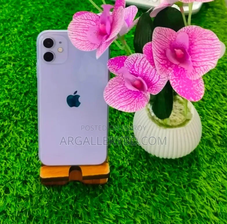 Apple iPhone 11 64 GB Purple