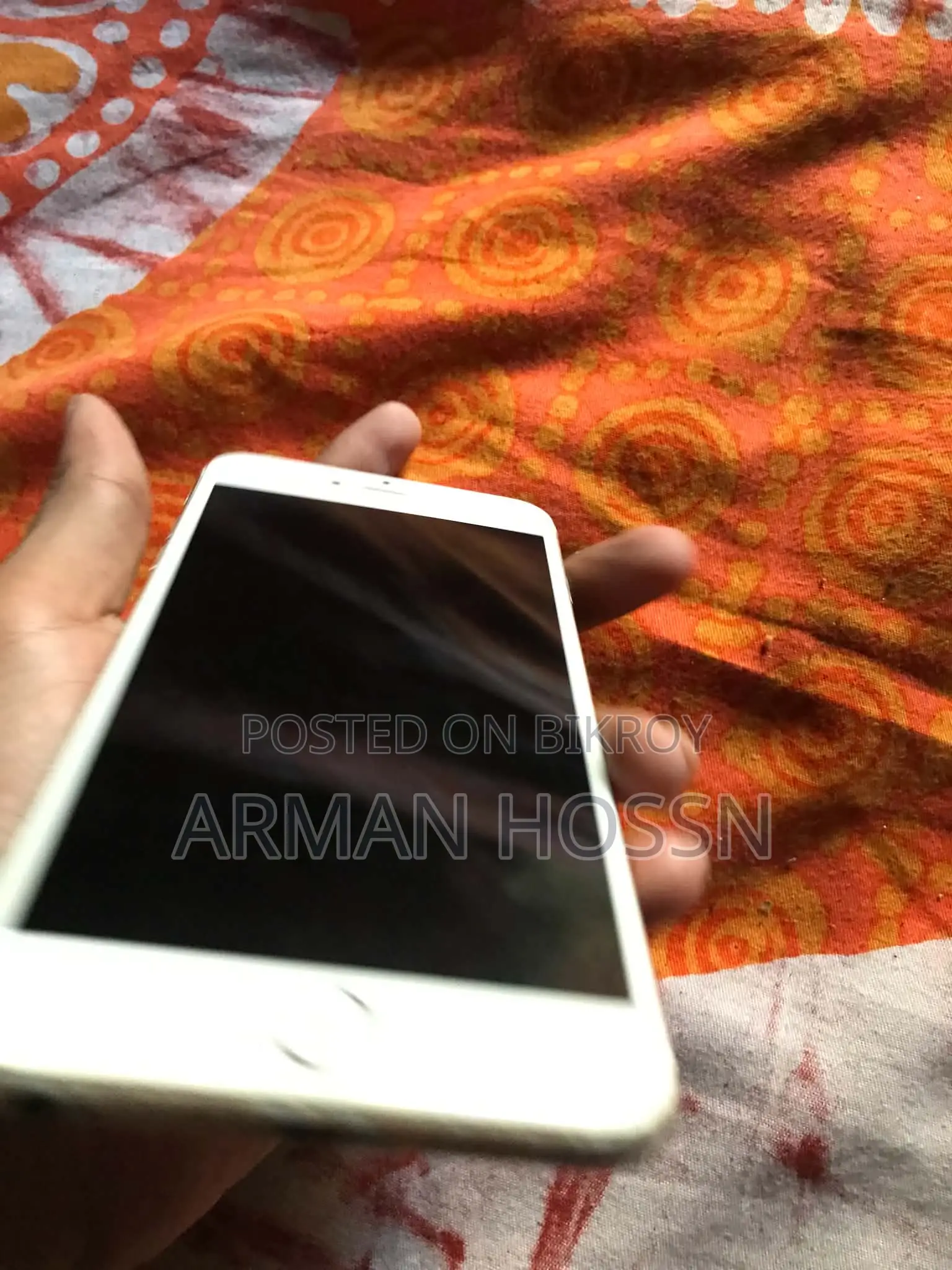 অ্যাপল আইফোন ৬এস প্লাস ৬৪ জিবি হোয়াইট