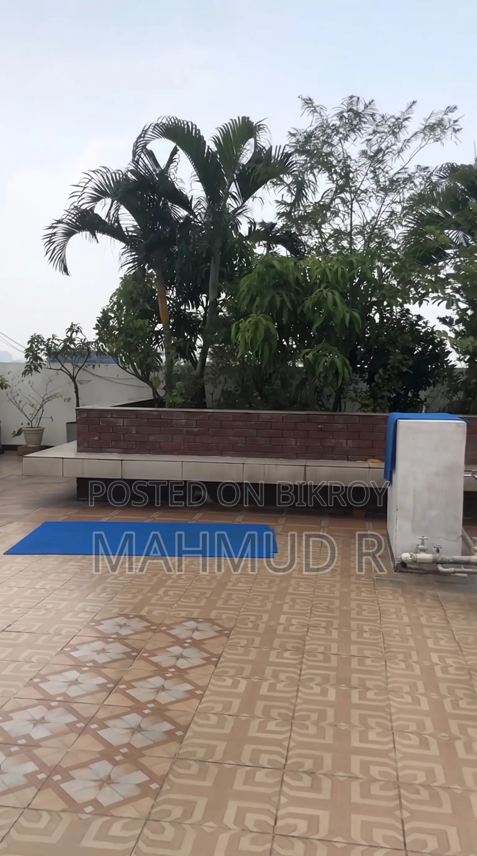 Furnished 3-Bedroom Apartment in Bashundhara City for sale